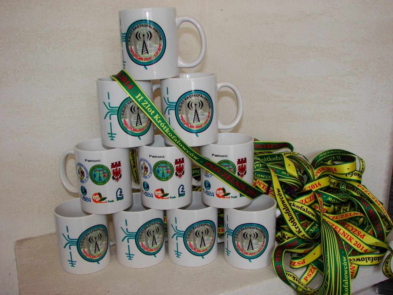Mugs and gifts
